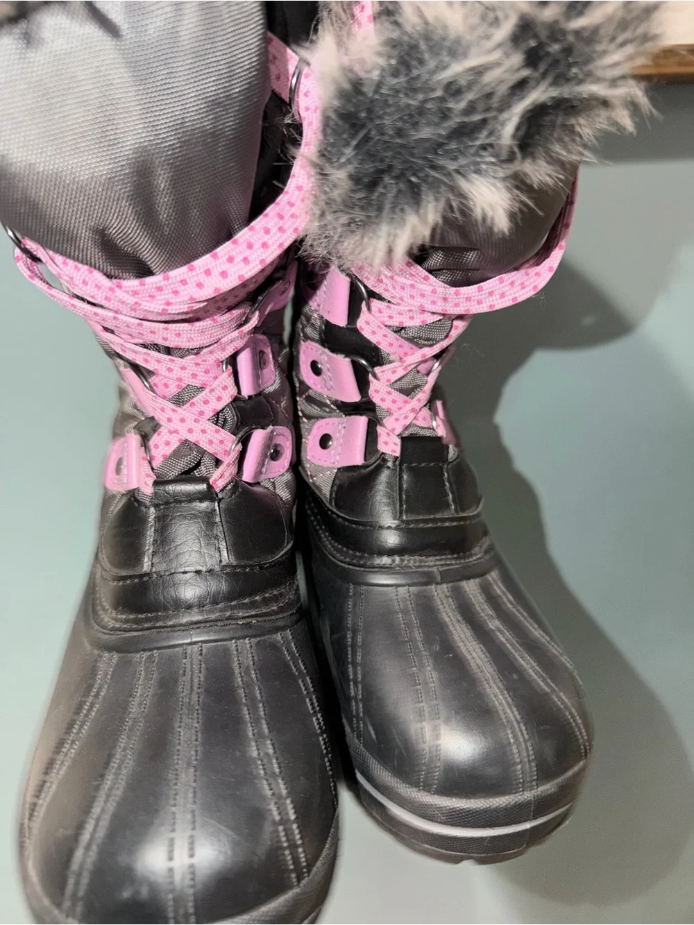 3M Thinsulate Quilted Winter Boots with Faux Fur Trim - Black & Pink